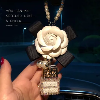 Žavinga Deimantų Kristalų Camellia Žiedų Automobilių Kvepalų Buteliuko Pakabukas Moterų Bling Cirkonio Automobilių Veidrodėliai Kabantys Papuošalai Mergaitėms