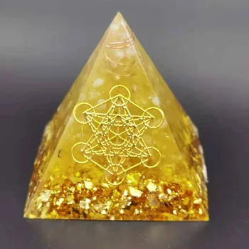 Orgonite Piramidės 6cm Simbolizuoja Pasisekė citrinas rašė Piramidės Energijos Konverteris Surinkti gerovės ir Klestėjimo Dervos Dekoras